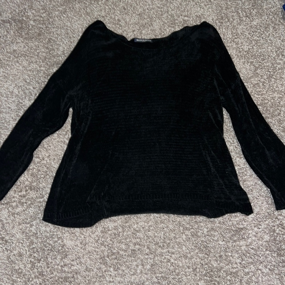Brandy Melville knit long sleeve sweater